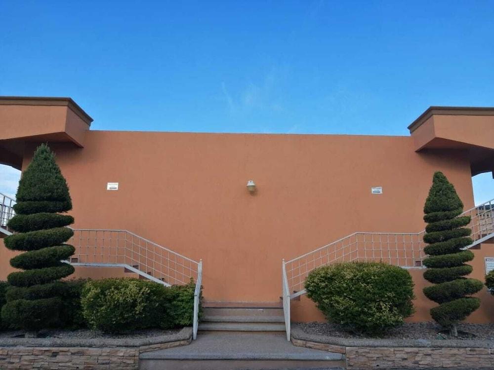 El Cason Hotel Chihuahua Exterior foto