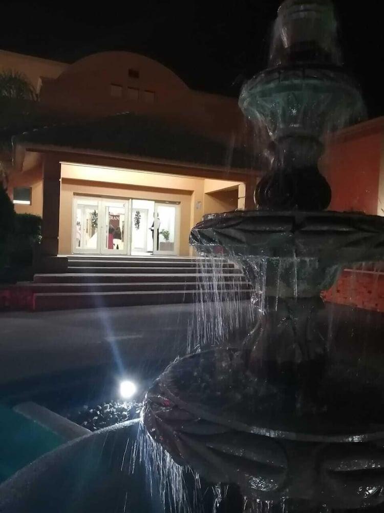 El Cason Hotel Chihuahua Exterior foto